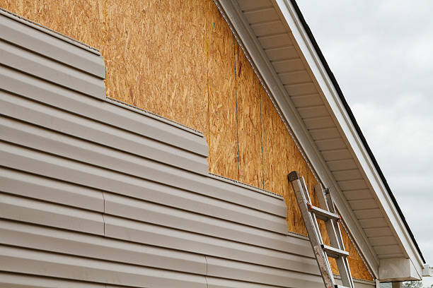 Professional Fiber Cement Siding technician working in South Salem, OH